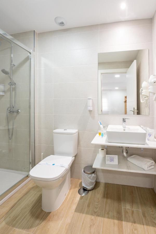 Hostal Romerito Malaga Luaran gambar