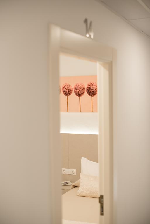 Hostal Romerito Malaga Luaran gambar