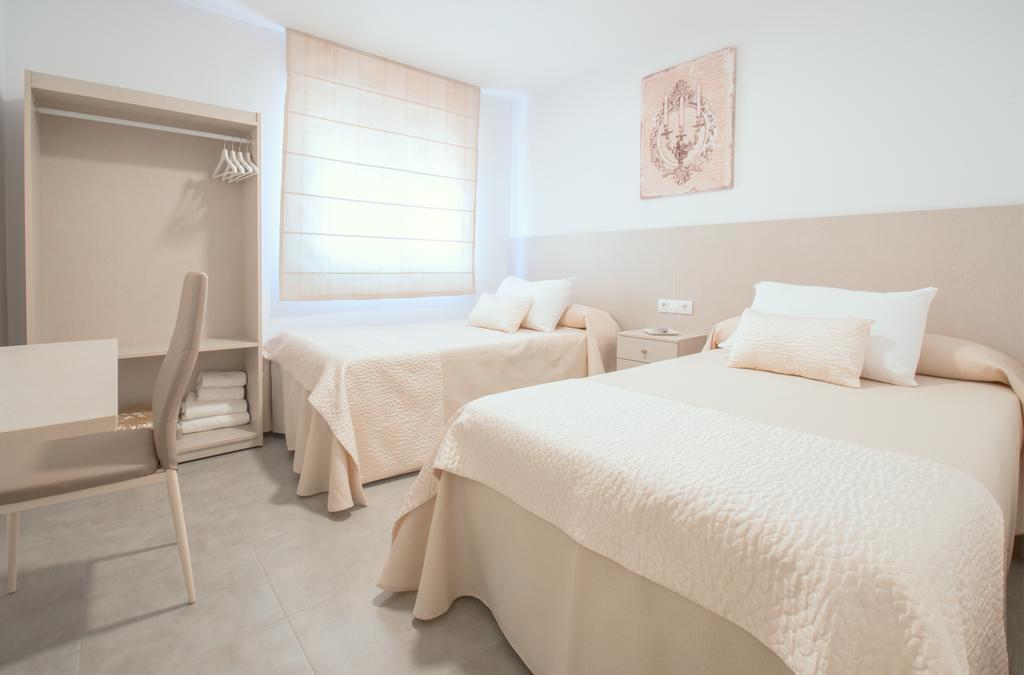 Hostal Romerito Malaga Luaran gambar