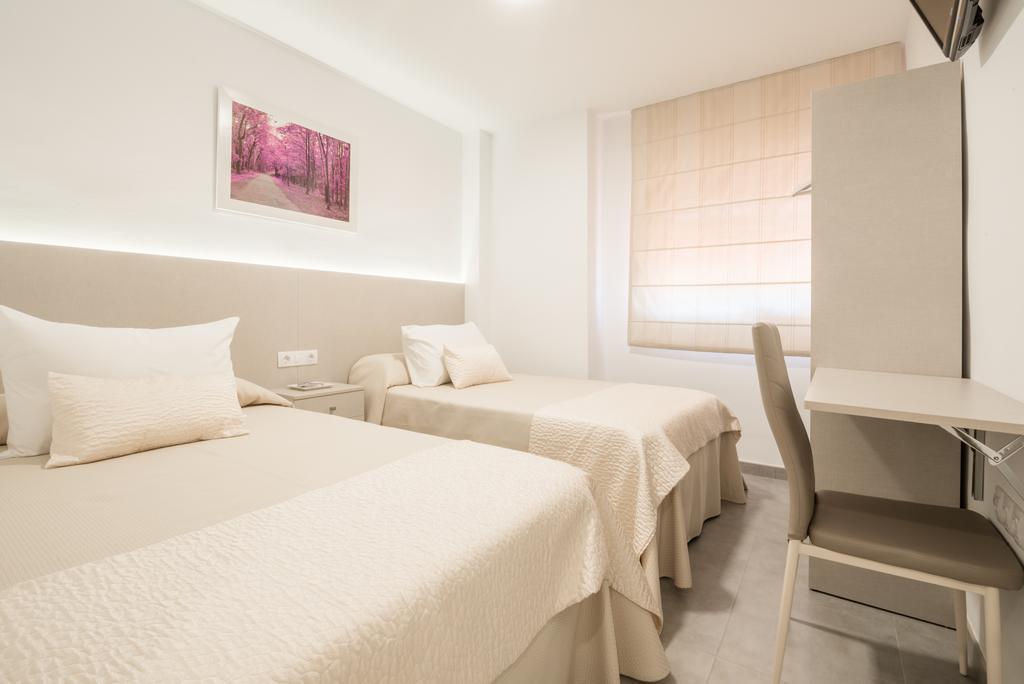 Hostal Romerito Malaga Luaran gambar